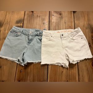 Girls size 10/12 shorts